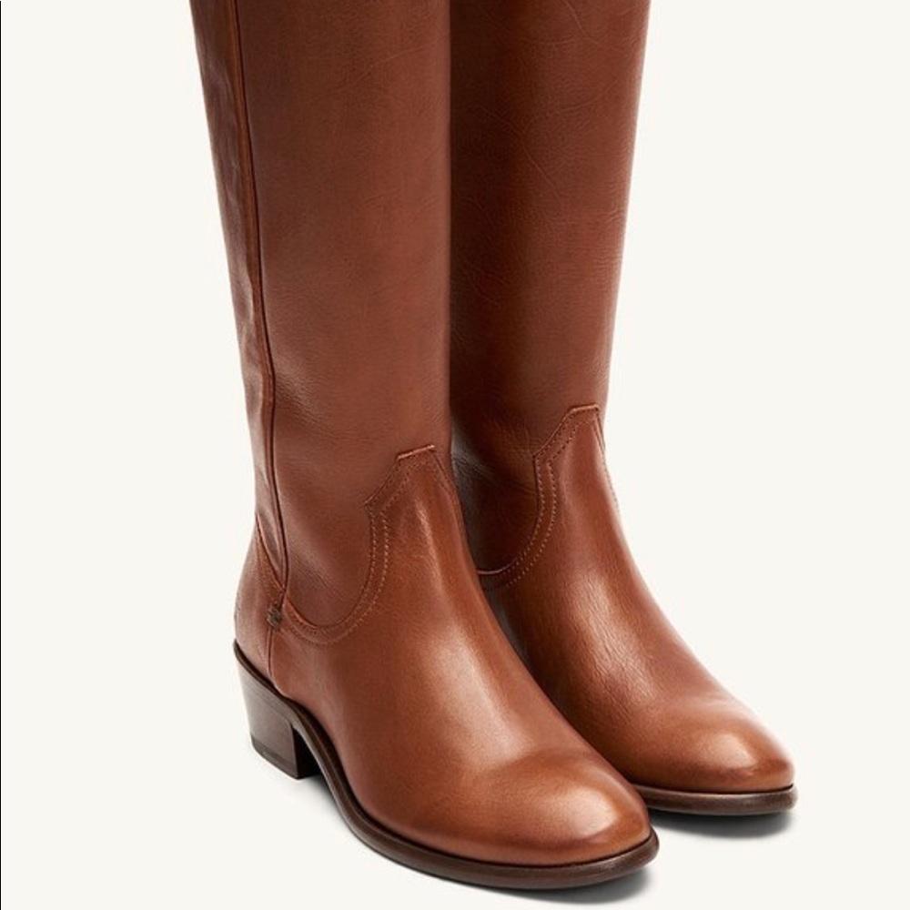 NWT- Frye Molasses Carson Wide Calf Boots